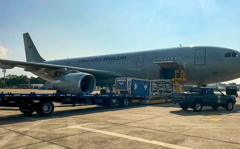 Terceiro voo de repatriação de brasileiros em Gaza decola do Rio