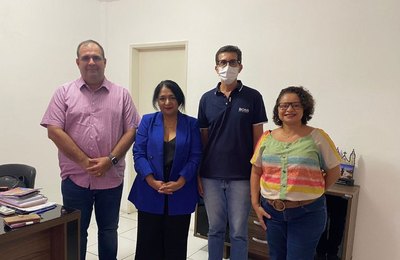 Ufal firma parceria com a Imprensa Oficial para publicação de livros