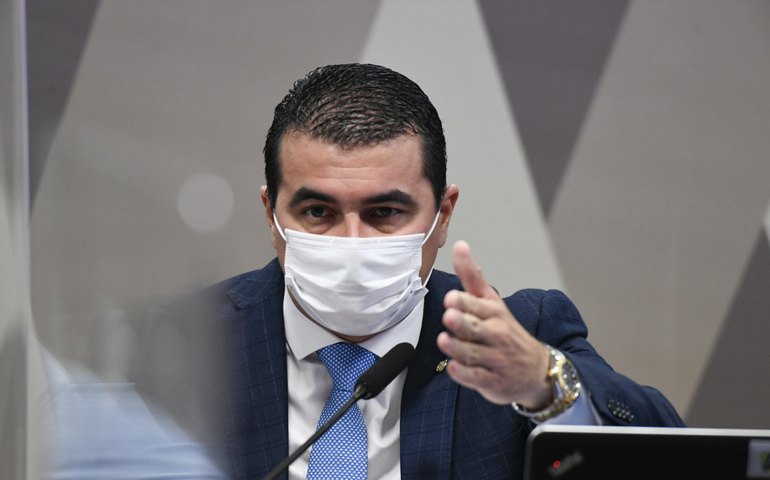 Luis Ricardo responde que Onyx mentiu ao dizer que não foram enviadas 3 invoices