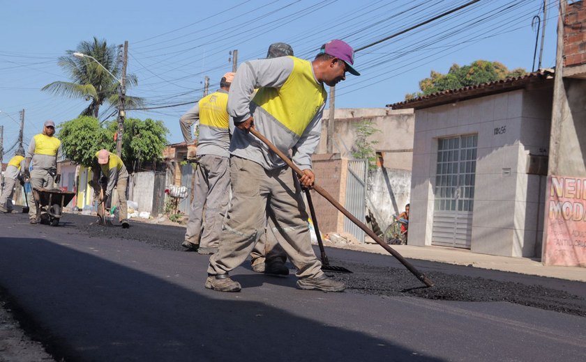 Programa Mais Asfalto leva pavimentação a mais de 27 quilômetros de vias em Maceió