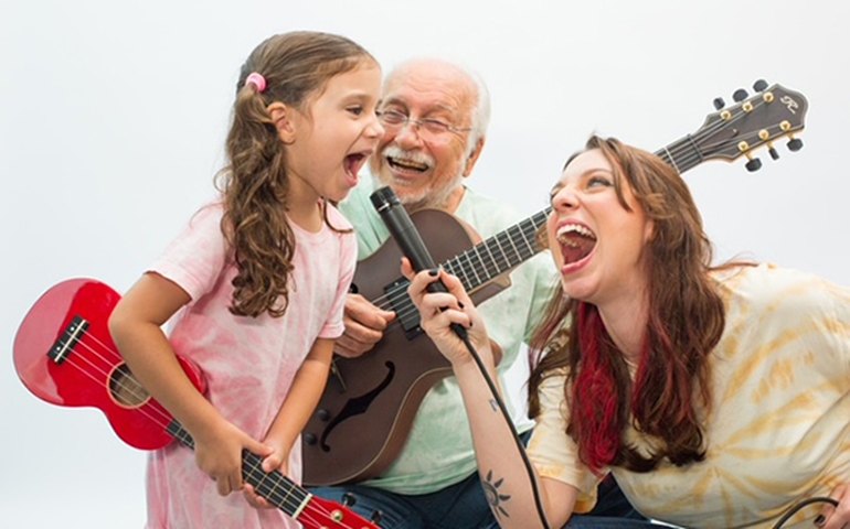Roberto Menescal lança álbum de bossa nova direcionado ao público infantil