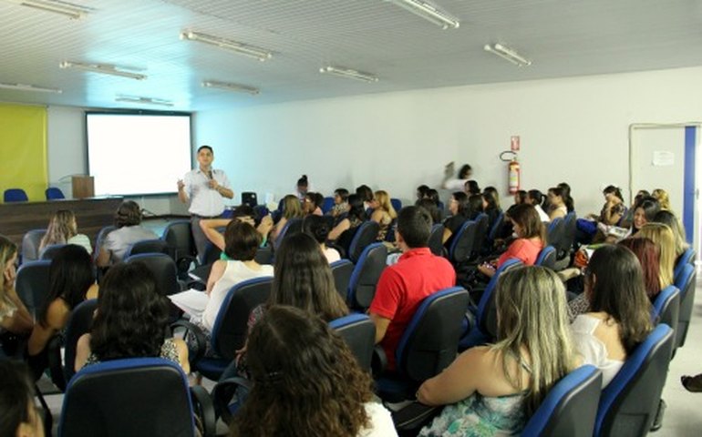 Primeira Infância: iniciada nova etapa para multiplicadores em Arapiraca