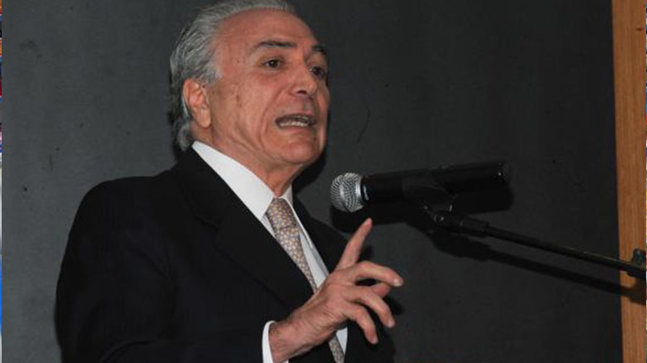 Temer diz que reconhecer crise ajuda a superá-la