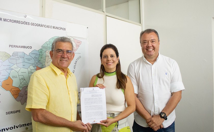 Sedetur e Prefeitura de Pão de Açúcar firmam convênio para construção da orla da Vila Limoeiro