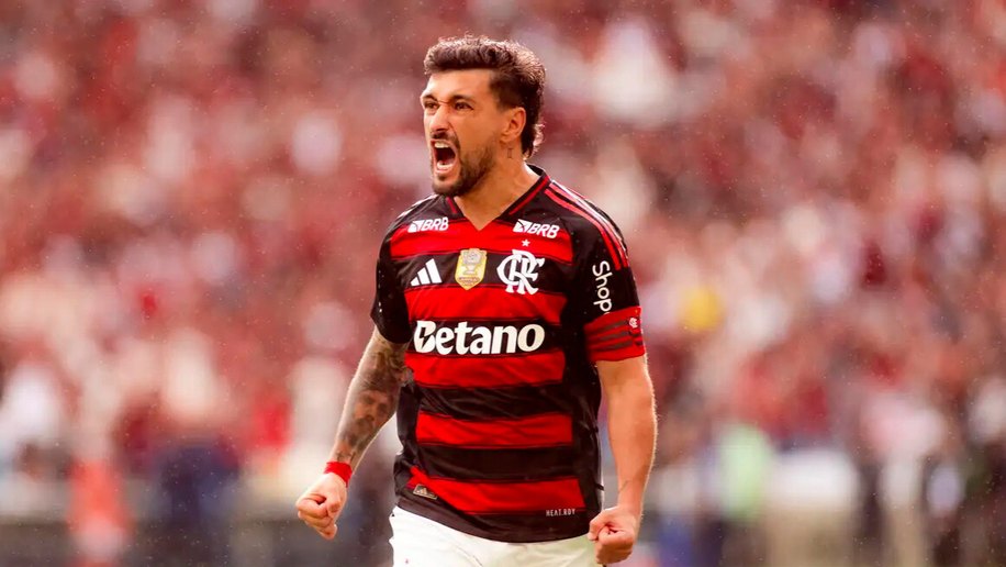 Arrascaeta é escolhido como craque do Prêmio Brasileirão 2025