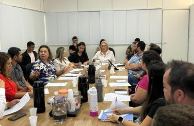 Secdef participa de discussão sobre o plano integrado para população em situação de rua