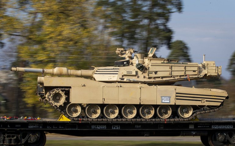 Polônia compra tanques Abrams, mas não é capaz de efetuar sua manutenção, diz diretor de empresa