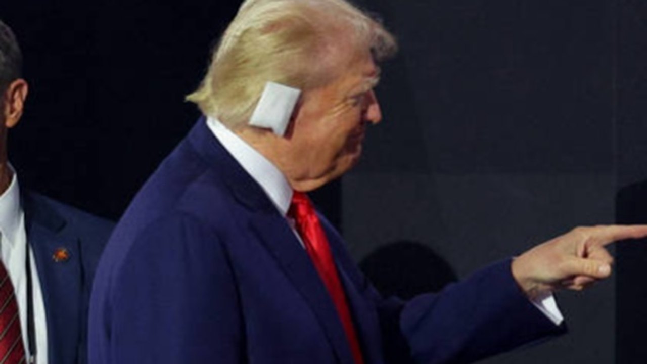 EUA: Trump é nomeado candidato republicano sem discursar e com curativo na orelha