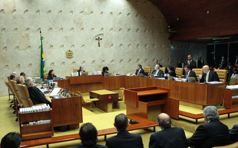 Supremo deve retomar em maio julgamento sobre foro privilegiado
