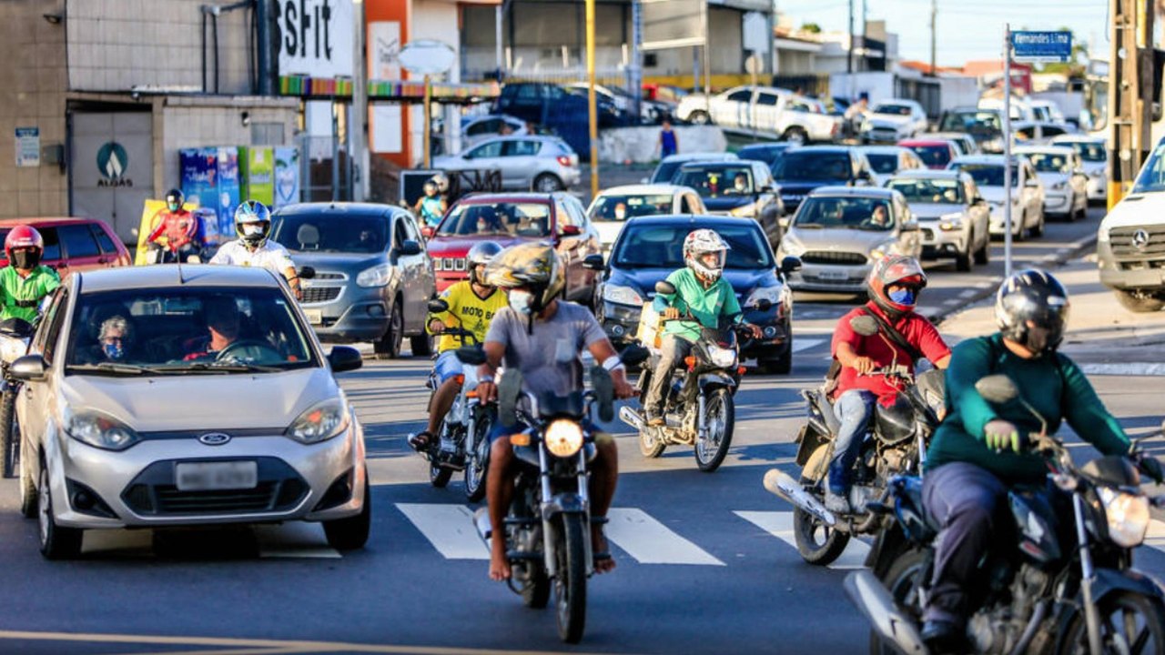 Licenciamento anual: prazo para veículos do Rio com finais de placa de 6 a 9 termina na quarta
