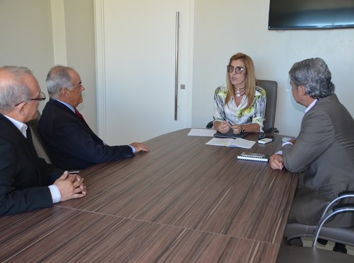 OAB alerta representantes de rádios sobre ilegalidade na veiculação de publicidade de advocacia
