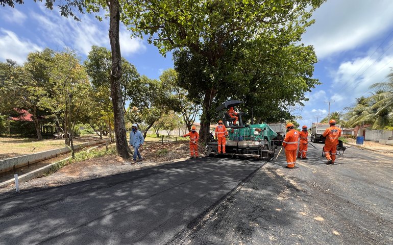 Prefeitura de Maceió leva pavimentação para mais vias do Litoral Norte