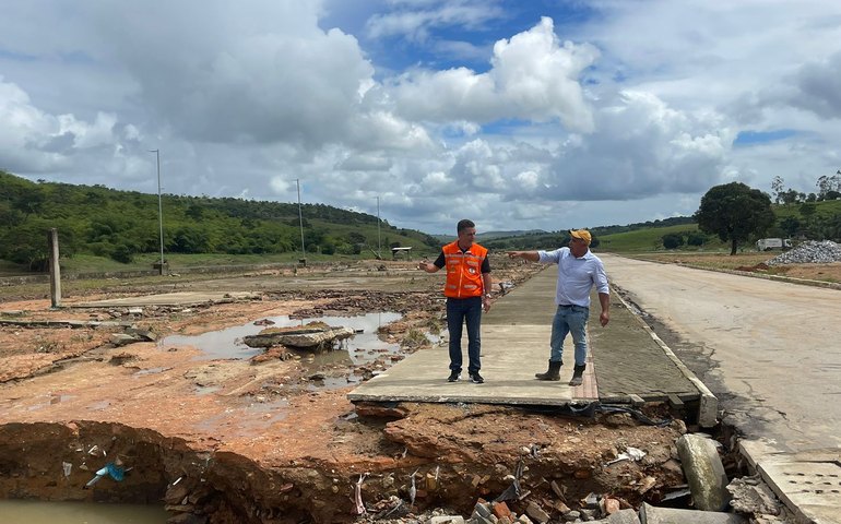 Prefeitura de Branquinha inicia ações de recuperação do município após enchente