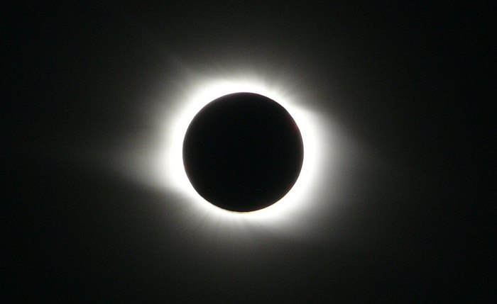 ESA lançará 2 satélites que criarão eclipses solares no espaço e estudarão coroa solar ESA lançará 2 satélites que criarão eclipses solares no espaço e estudarão coroa solar