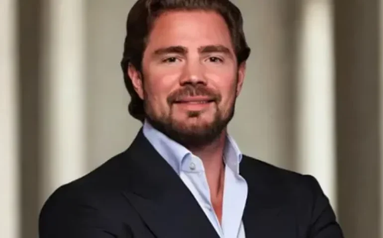 'Tem que moer essa vagabunda': Vorcaro tinha grupo para ameaçar funcionários, aponta PF