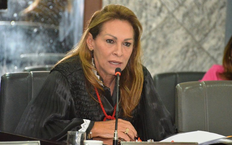 Desembargadora do MA pede compensação de gastos de servidores com home office