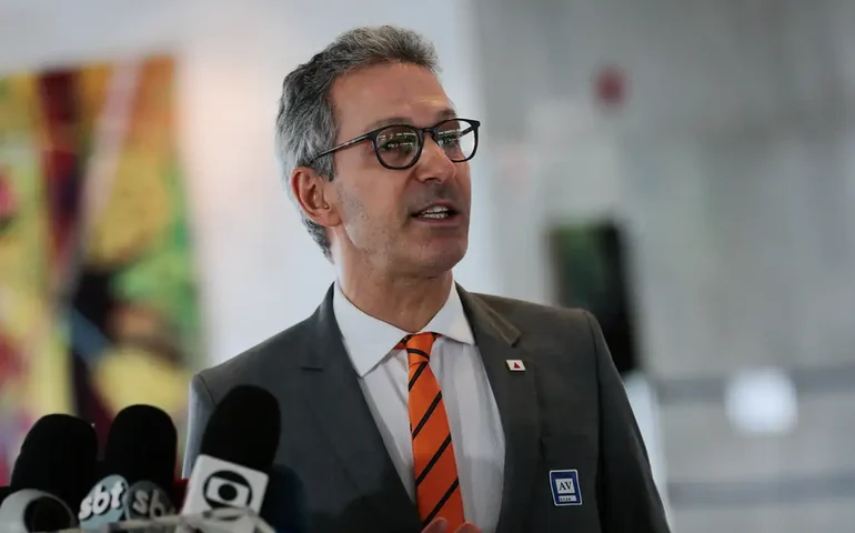 PGR diz ao Supremo que é contra condenação Romeu Zema por declaração sobre vacinação infantil