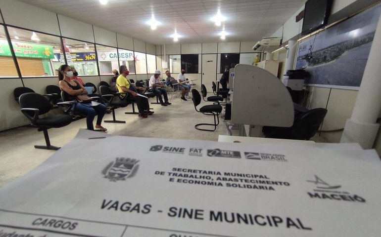 Sine Maceió oferta mais de 60 vagas de emprego nesta segunda-feira (10)