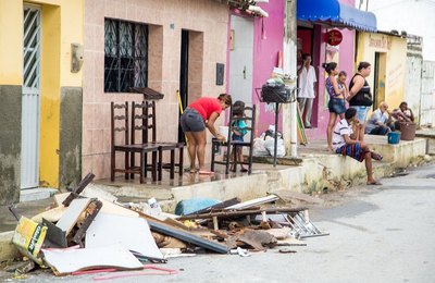 Famílias desalojadas na cidade do Pilar começam a voltar para casa