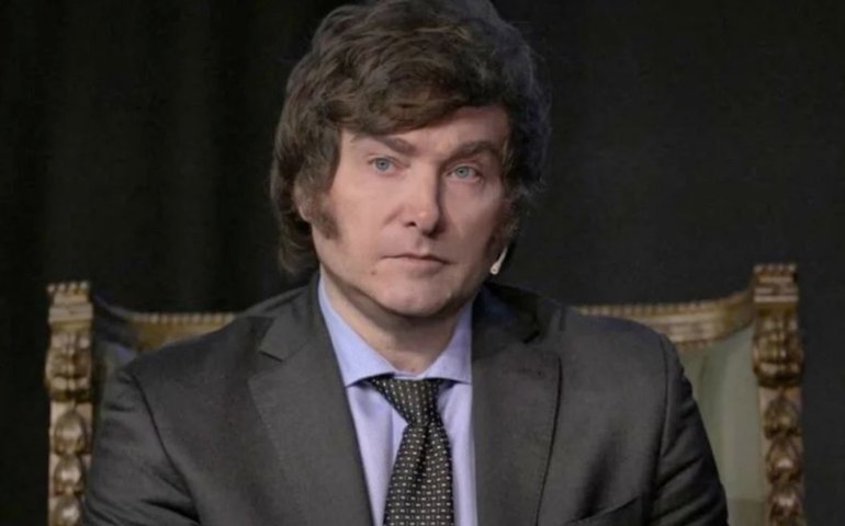 Desencanto com a política faz Salta apostar em Milei sem conhecê-lo