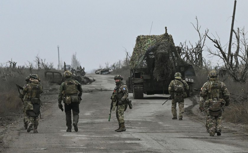 Ucrânia sofre grandes perdas devido à falta crítica de materiais de guerra eletrônica e artilharia