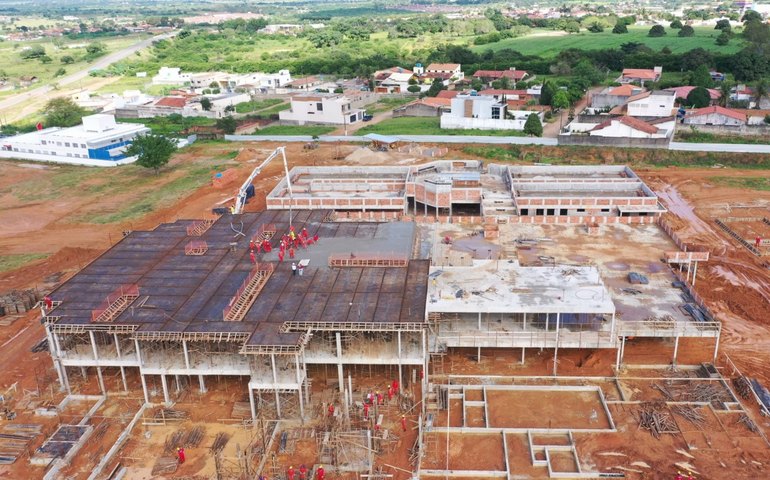 Retomadas as obras do Hospital do Médio Sertão em Palmeira; conclusão prevista em 180 dias