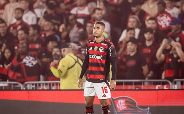 Samuel Lino, do Flamengo, é convocado por Carlo Ancelotti após lesão de Matheus Cunha