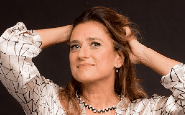 Carla Candiotto estreia a peça ‘Aladdin, o Musical’, em São Paulo