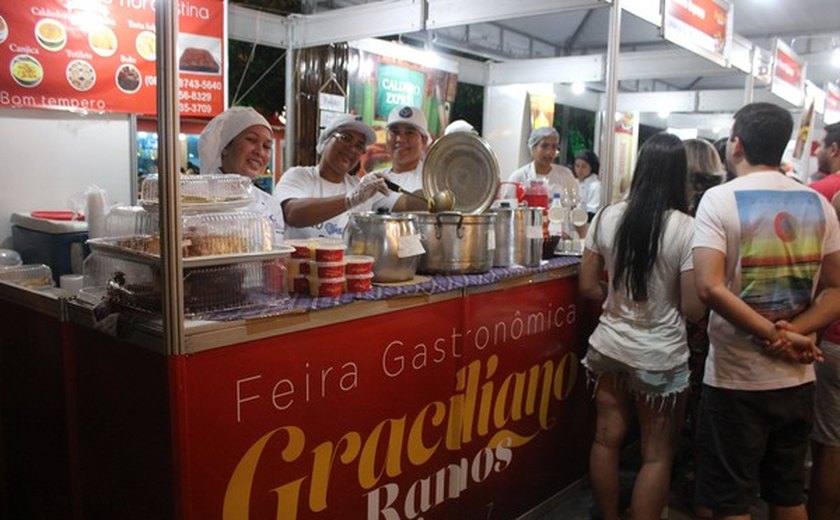 Sebrae oferta capacitações para empresas da Feira Gastronômica do Graciliano Ramos