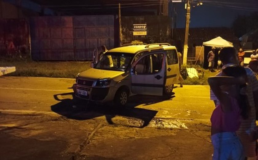 Confronto entre ocupantes de veículo e PM resulta na morte de quatro suspeitos em Maceió