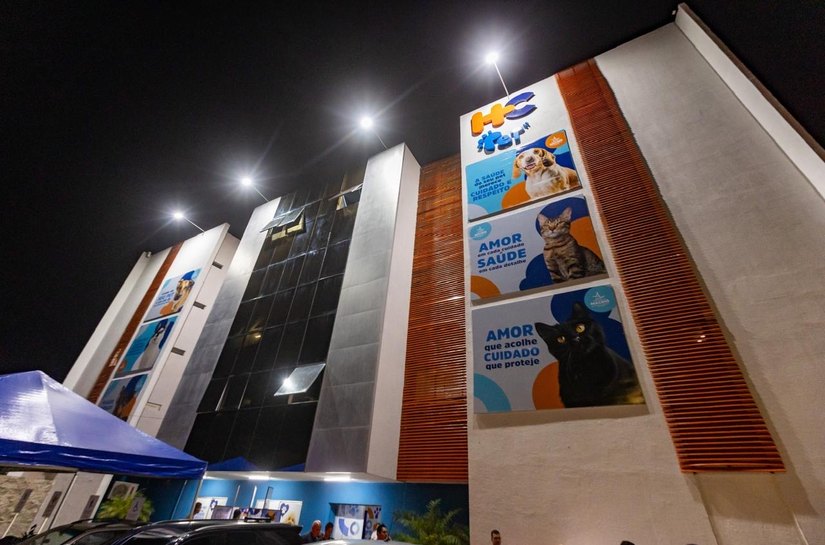JHC entrega o maior hospital público veterinário do Nordeste e fortalece causa animal em Maceió