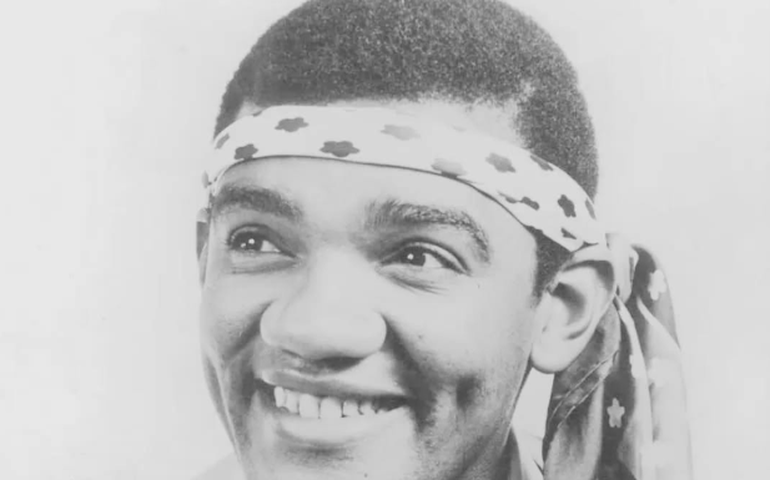 Clássicos de Simonal seguem em alta 25 anos após sua morte