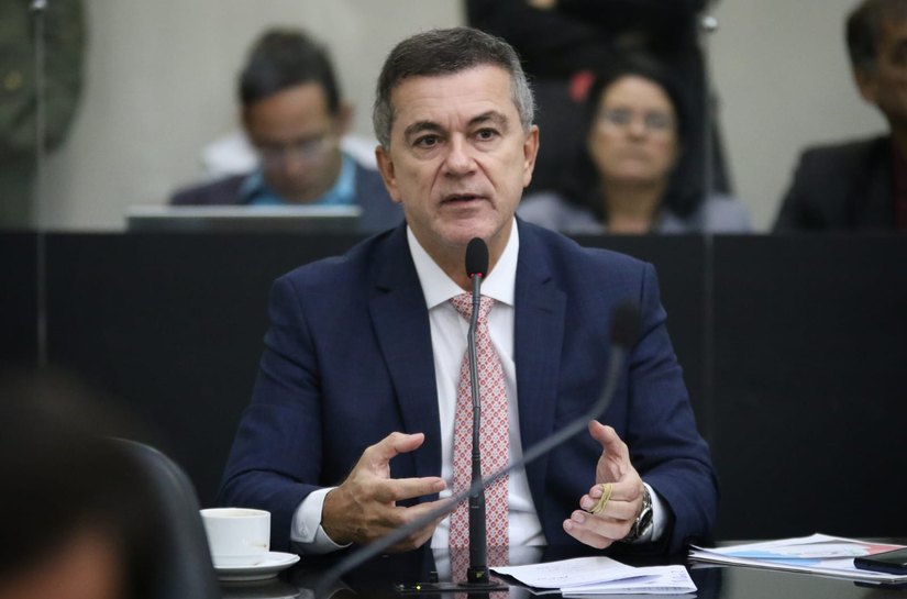 Proposta por Ronaldo Medeiros, ALE realiza sessão pública sobre uso da cannabis medicinal em AL