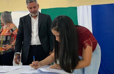 Prefeitura de Roteiro empossa mais de 50 novos servidores aprovados em concurso de 2017