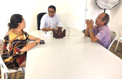 Prefeito de Palmeira discute medidas para ampliar ações da Assistência Social