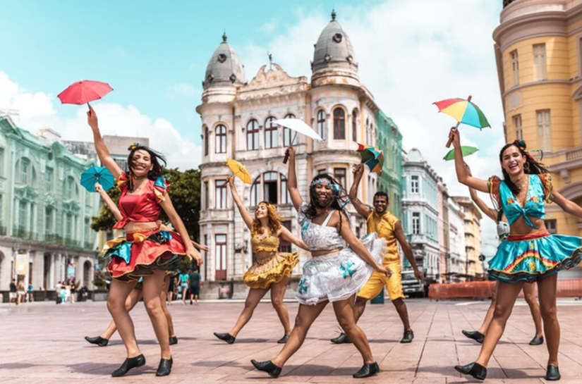 São João, festas religiosas e gastronomia: o que fazer no Brasil durante o mês de agosto?