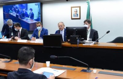 Comissão define relator da PEC que susta penalidade por não aplicar percentual em educação na pandemia