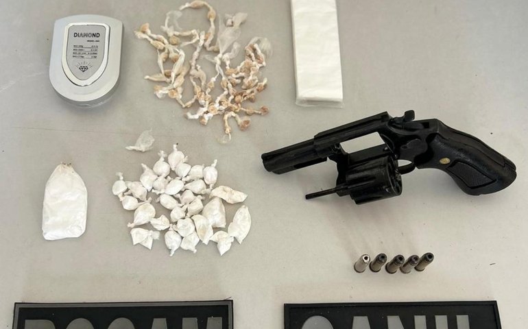 PM apreende três armas de fogo e flagra crime de tráfico durante ações no interior