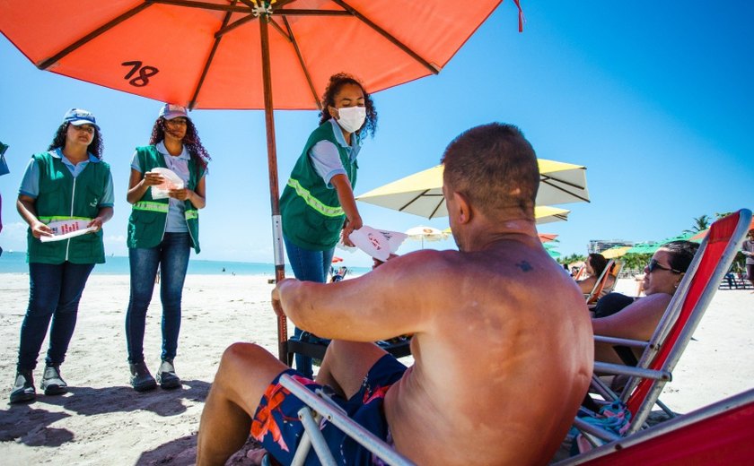 Ações de educação ambiental e limpeza preservam praias de Maceió