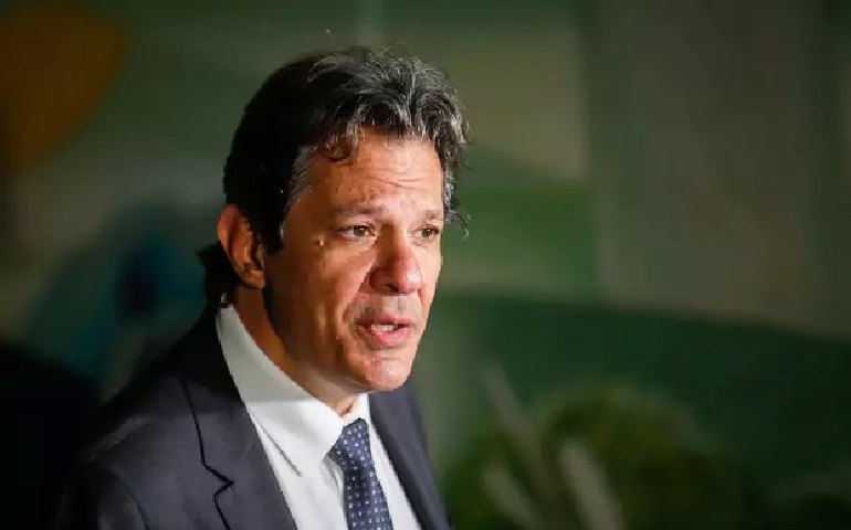 Setor aéreo discute custo da aviação em reunião com Haddad em SP