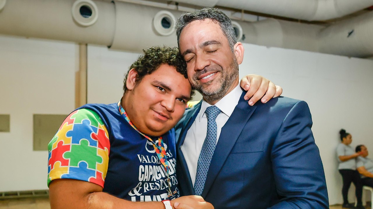 Estado passa a garantir apoio e acolhimento a família de autistas
