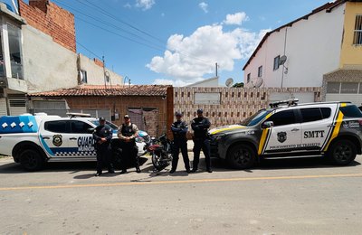 SMTT de Delmiro aborda motociclistas por infrações no trânsito