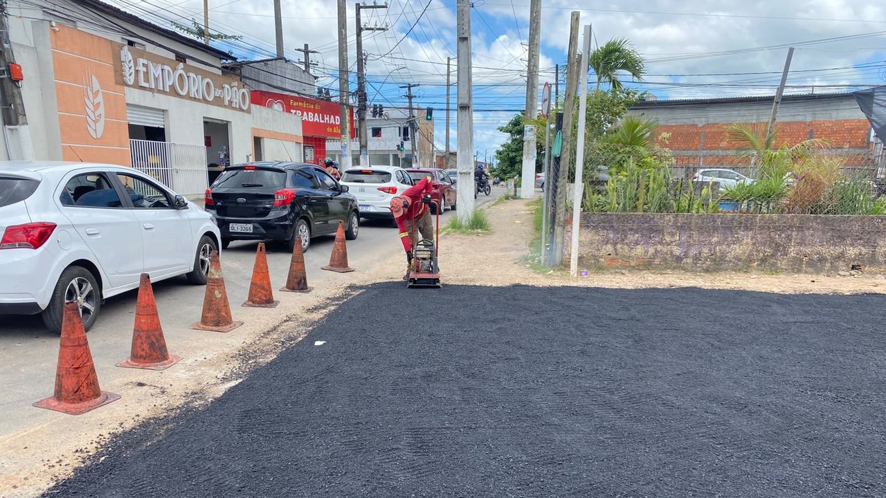 Operação Tapa-Buraco realiza 920 intervenções em 40 bairros de Maceió em setembro