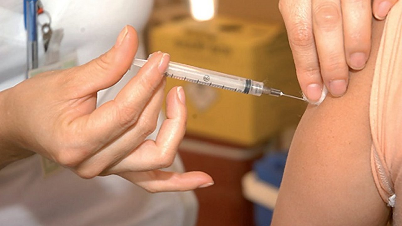Vacinação contra o sarampo segue até 31 de outubro