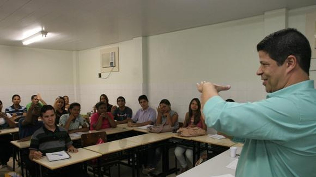 Educação fará seleção para contratar profissionais de ensino especial