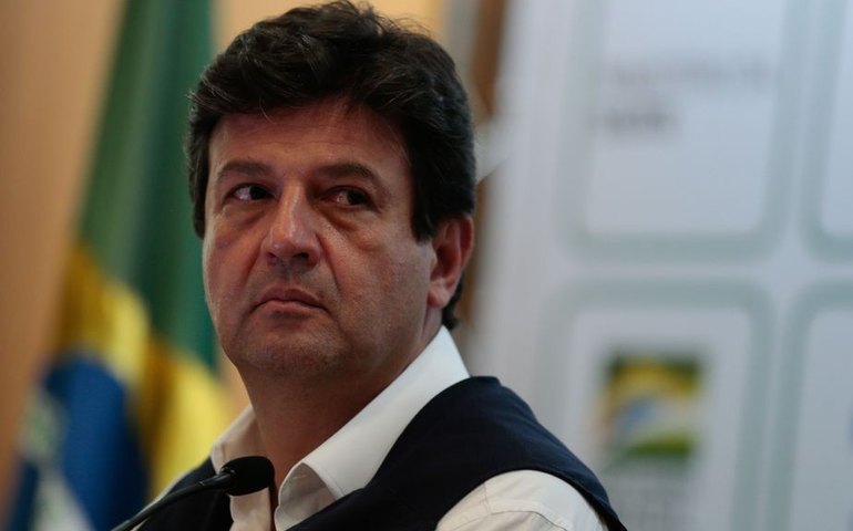 Mandetta critica empresários que tentam driblar restrições para abrir as portas