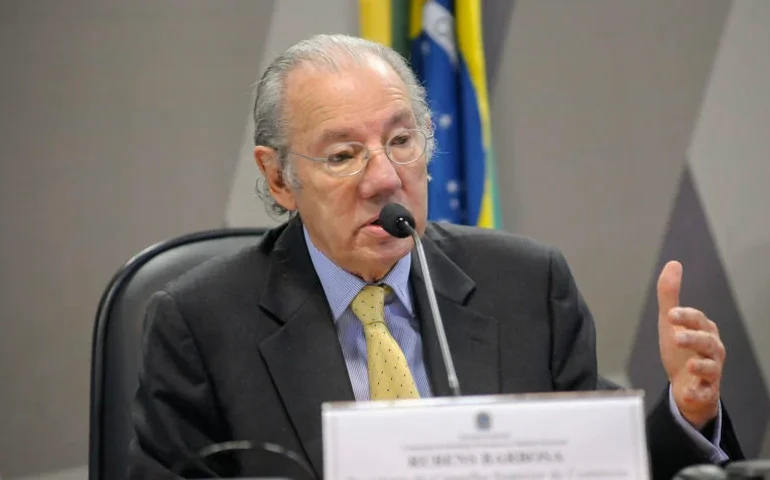 Brasil terá enormes desafios na COP30, diz Rubens Barbosa