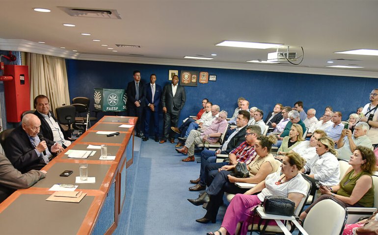 Faesp pede ao governo de SP medidas adicionais de apoio ao produtor atingido por incêndios