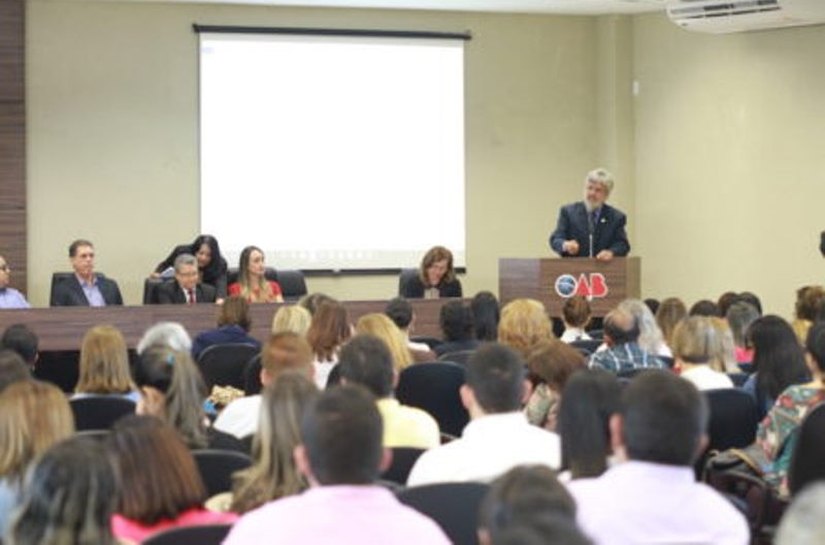 Prefeito de Traipu representa a AMA no lançamento do Guia da Primeira Infância