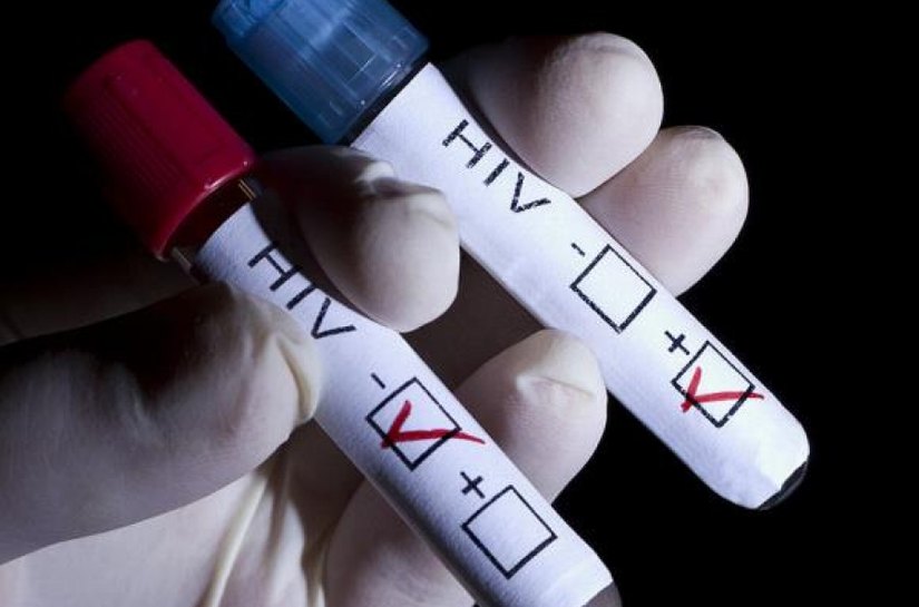 DKT distribui 10 mil preservativos em prol do Dia Mundial de Luta contra a AIDS